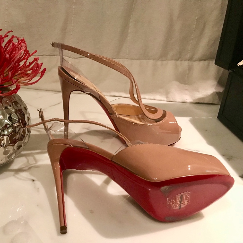 Shoes - Picture 2 of 3